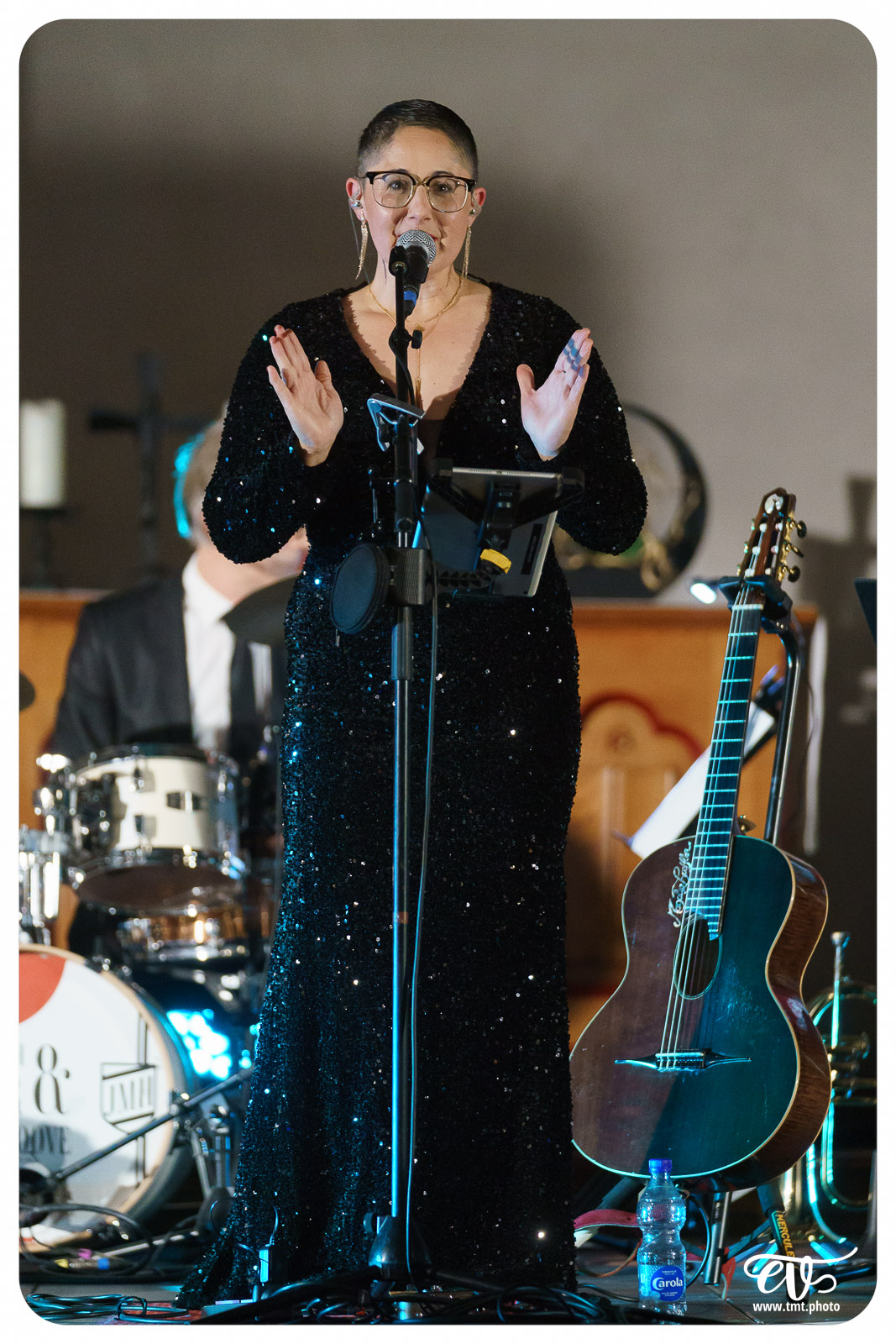 MAGALIE SARAH LÖFFLER AND THE BRASS 'N GROOVE BAND